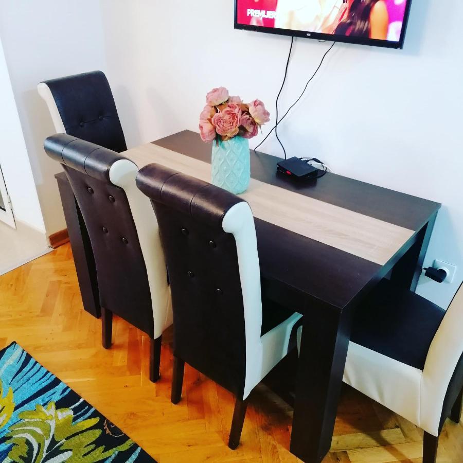 Marina Jacuzzi Apartment Free Parking Novi Sad Exteriér fotografie